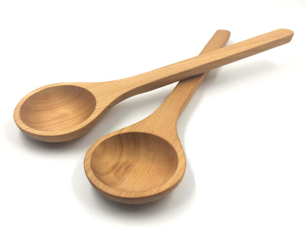 Lesena zajemalka 30 cm češnja