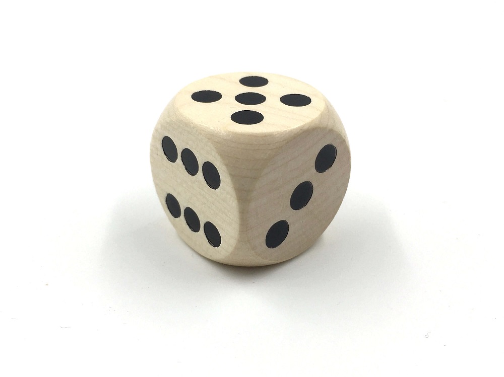 Lesena igralna kocka 25 mm