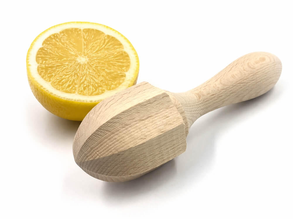 Ožemalnik za limone iz lesa